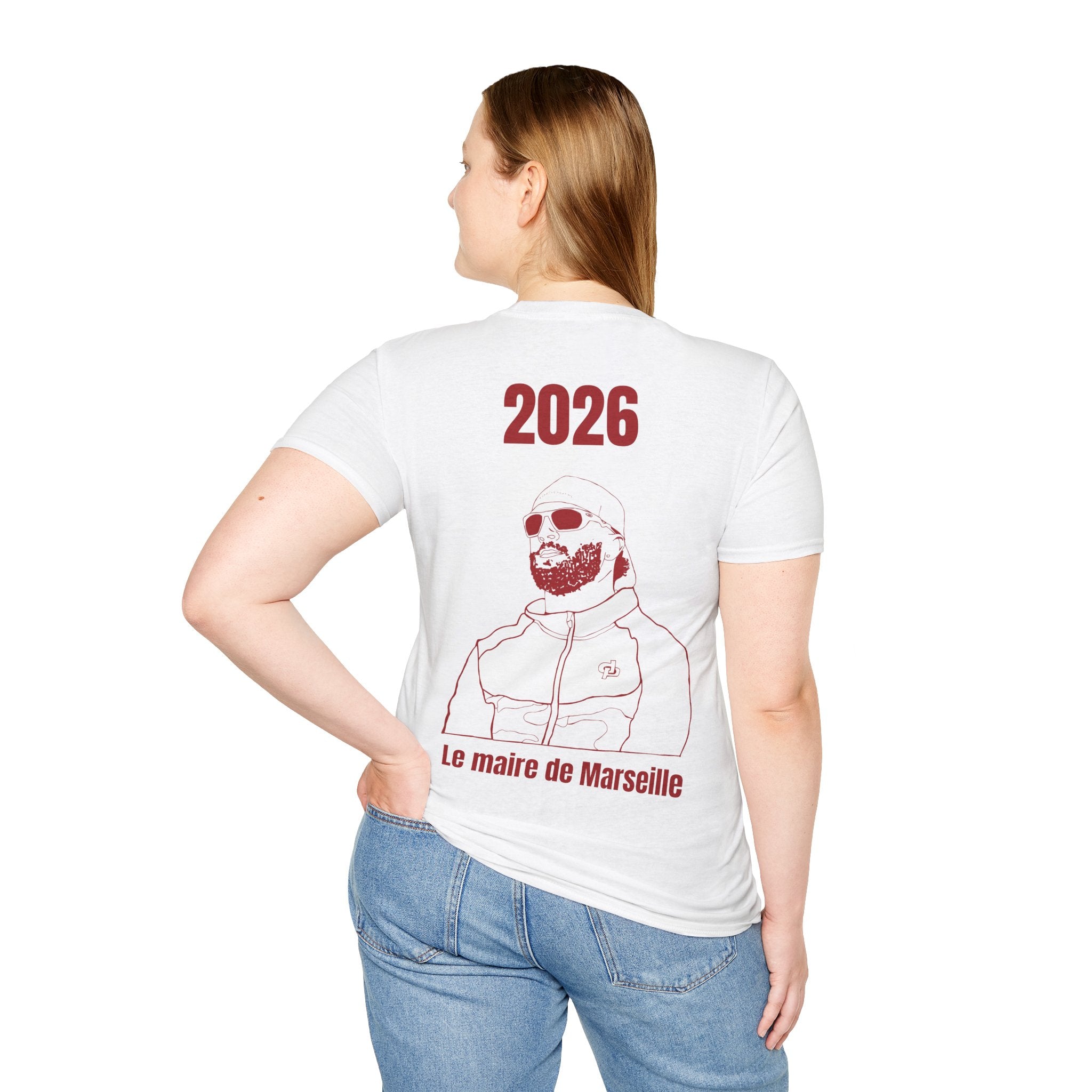 Le maire de Marseille rouge et blanc